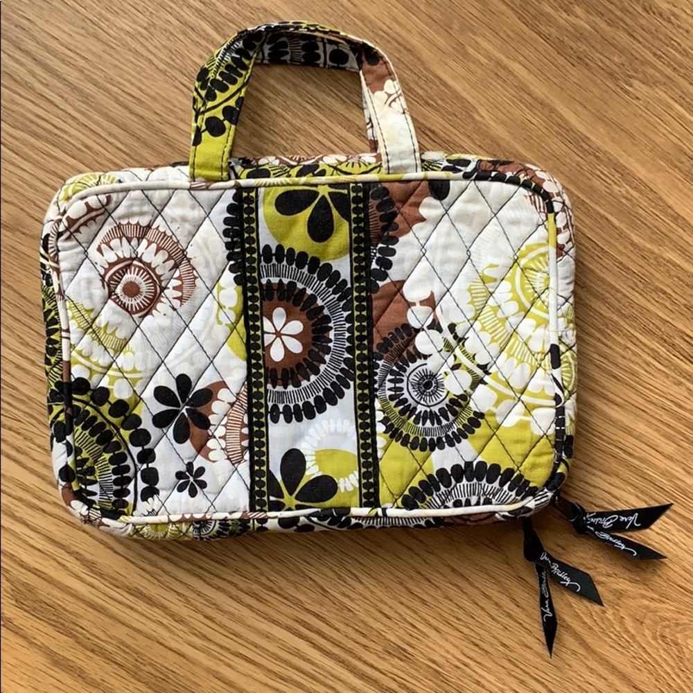 Vera Bradley Toiletry Zip-Up Case